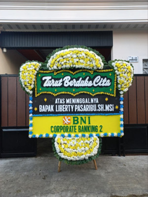 Papan Bunga Duka di Panti