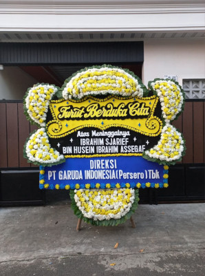 Papan Bunga Duka di Panti