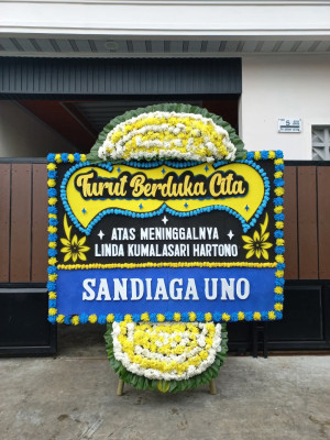 Papan Bunga Duka di Panti